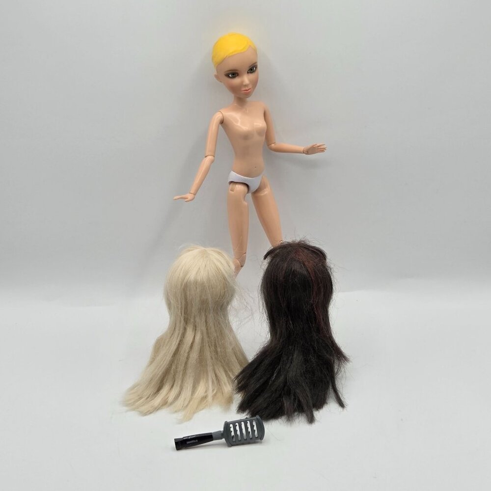 LIV Fashion Doll 1st Issue "Its My Nature" Hayden Nude Poseable Jointed With 2 W